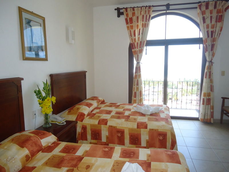 Hotel Caracol Plaza Puerto Escondido  Zewnętrze zdjęcie